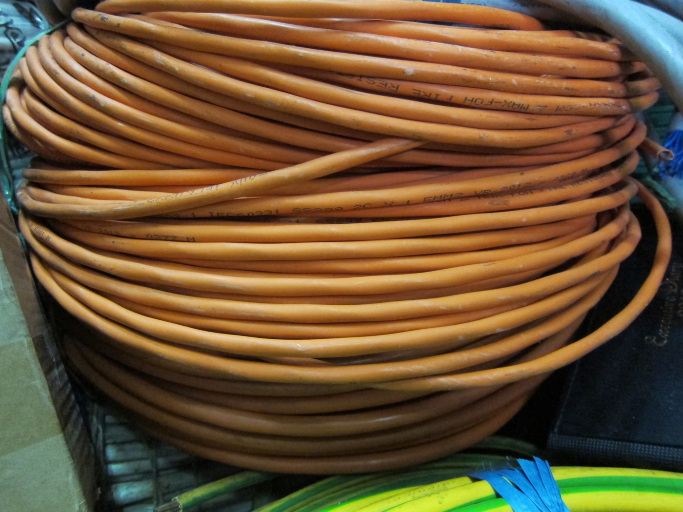 CABLE LISTRIK