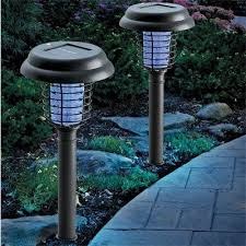 LAMPU TAMAN